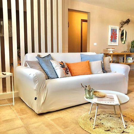Blue Apricot Apartment Con Jacuzzi Montesilvano Marina Exterior foto