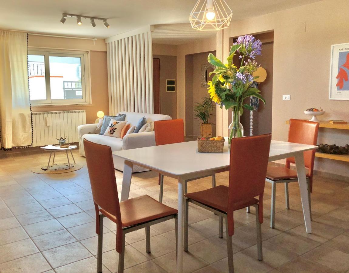 Blue Apricot Apartment Con Jacuzzi Montesilvano Marina Exterior foto